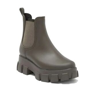 Jeffrey Campbell Platform Lug Sole  Chelsea Matte Grey Green Rain Boots Size 7